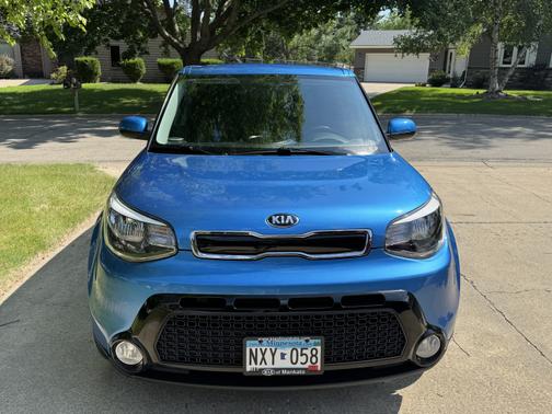 2016 Kia Soul +