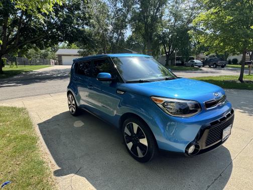 2016 Kia Soul +