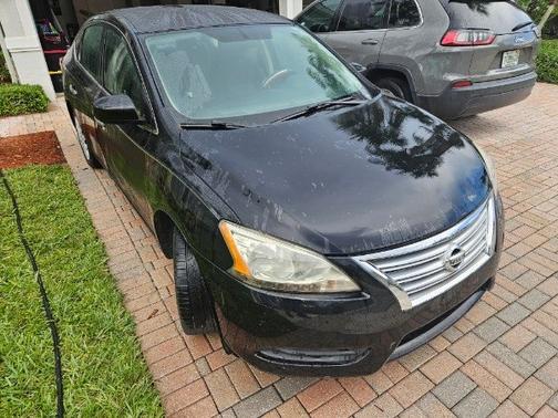 Black 2014 Nissan Sentra SV