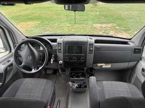 White 2015 Mercedes-Benz Sprinter Normal Roof