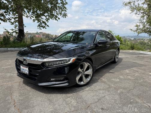 Black 2018 Honda Accord Touring