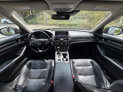 Black 2018 Honda Accord Touring