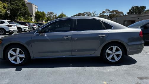 2013 Volkswagen Passat 2.5 SE
