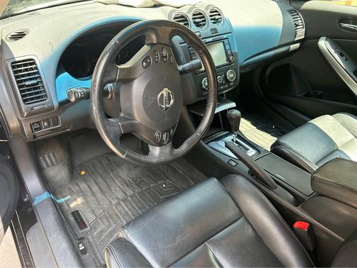 2011 Nissan Altima 3.5 SR