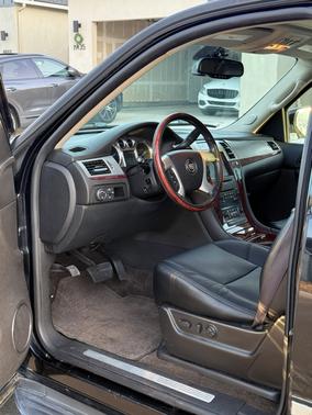 2009 Cadillac Escalade ESV Base