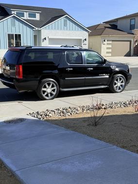 2009 Cadillac Escalade ESV Base