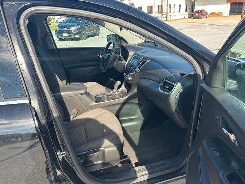 Blue 2020 Chevrolet Equinox 1LT