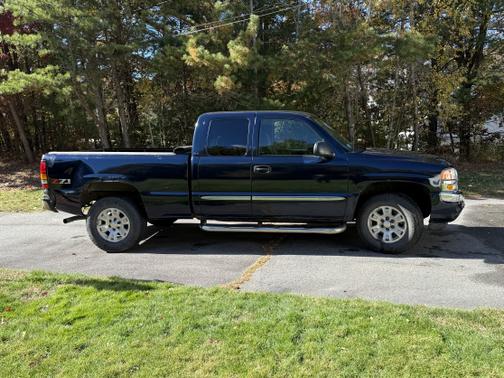 2005 GMC Sierra 1500 SLE Extended Cab