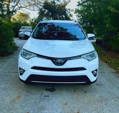 White 2018 Toyota RAV4 XLE