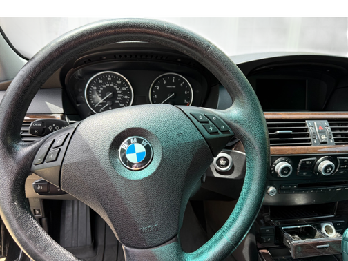 2008 BMW 528 i
