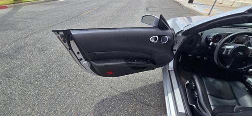 Silver 2008 Nissan 350Z Touring
