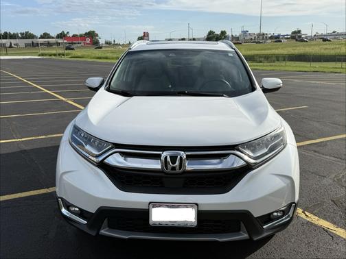 White 2019 Honda CR-V Touring
