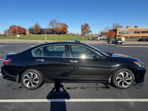 2017 Honda Accord EX-L V-6