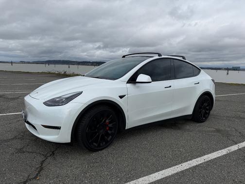 2023 Tesla Model Y Performance