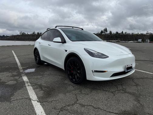2023 Tesla Model Y Performance