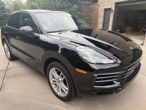 Black 2021 Porsche Cayenne Cayenne S