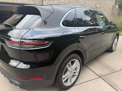 Black 2021 Porsche Cayenne Cayenne S