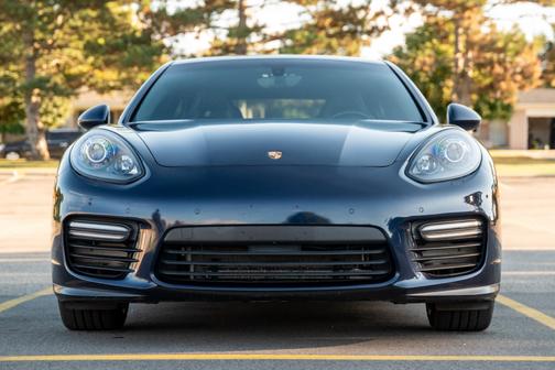 2016 Porsche Panamera Panamera GTS