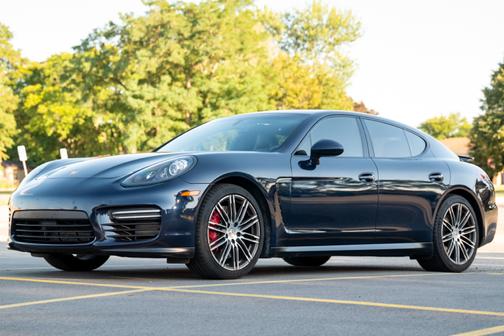2016 Porsche Panamera Panamera GTS