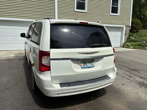 White 2013 Chrysler Town & Country Touring-L