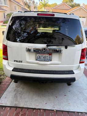 White 2011 Honda Pilot EX-L