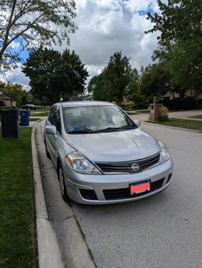 2012 Nissan Versa 1.8 S
