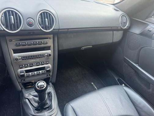2005 Porsche Boxster Base