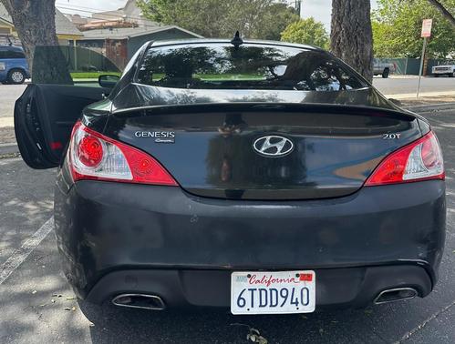 Black 2011 Hyundai Genesis Coupe 2.0T