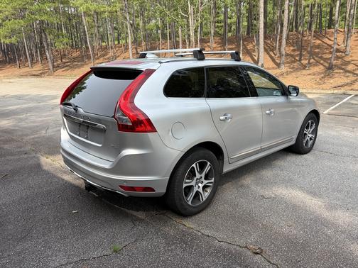 Gray 2015 Volvo XC60 T6