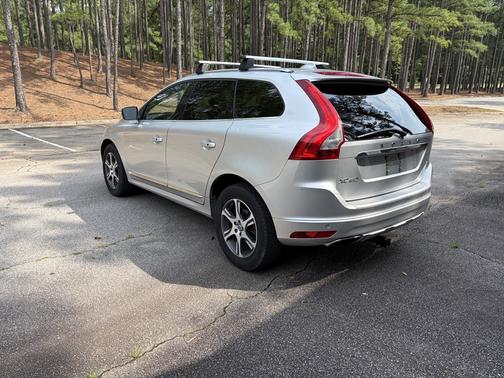 Gray 2015 Volvo XC60 T6