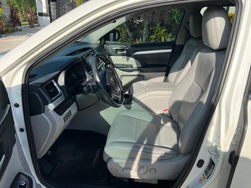 2014 Toyota Highlander XLE