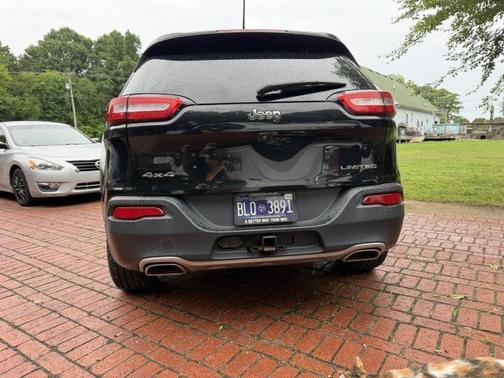 Black 2015 Jeep Cherokee Limited