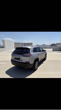 Gray 2021 Jeep Cherokee Latitude Lux