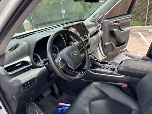 2020 Toyota Highlander Platinum