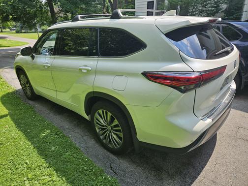 2020 Toyota Highlander Platinum