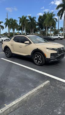 Beige 2022 Hyundai SANTA CRUZ Limited