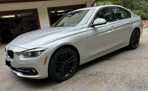 2018 BMW 330 i xDrive