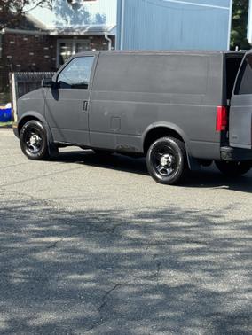 2004 Chevrolet Astro Base