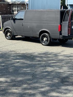 2004 Chevrolet Astro Base