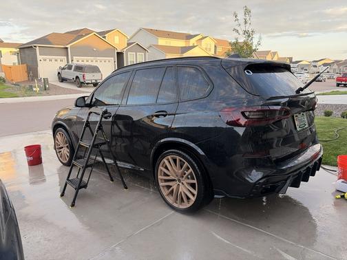 Black 2020 BMW X5 M50i