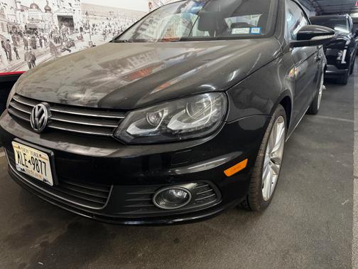 2012 Volkswagen Eos Executive