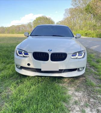 White 2011 BMW 335 i xDrive