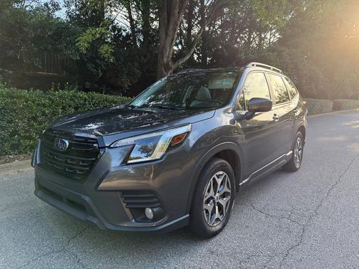 2022 Subaru Forester Premium