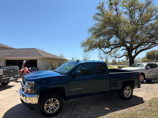 Blue 2018 Chevrolet Silverado 1500 1LT