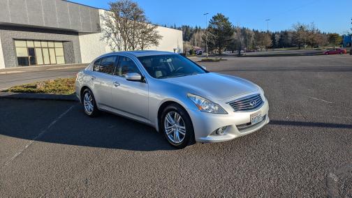 2011 INFINITI G37x Base