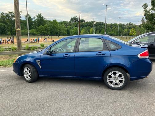 Blue 2008 Ford Focus SES