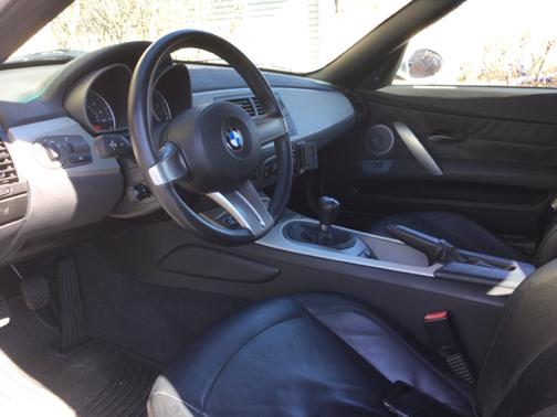 2003 BMW Z4 2.5i Roadster