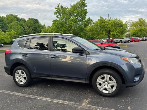2013 Toyota RAV4 LE