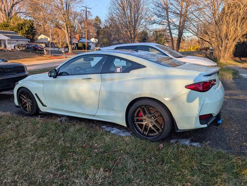 2017 INFINITI Q60 3.0t Red Sport 400