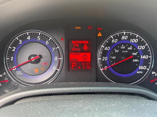 Silver 2008 INFINITI G37 Journey